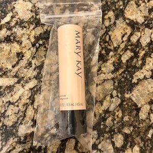 Mary Kay Lash and Brow Building Serum
